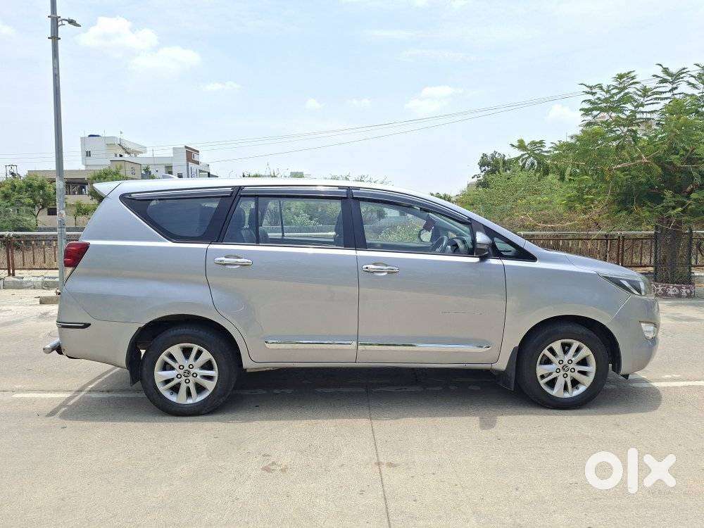 Toyota Innova Crysta 2.4 G Mt, 2019, Diesel