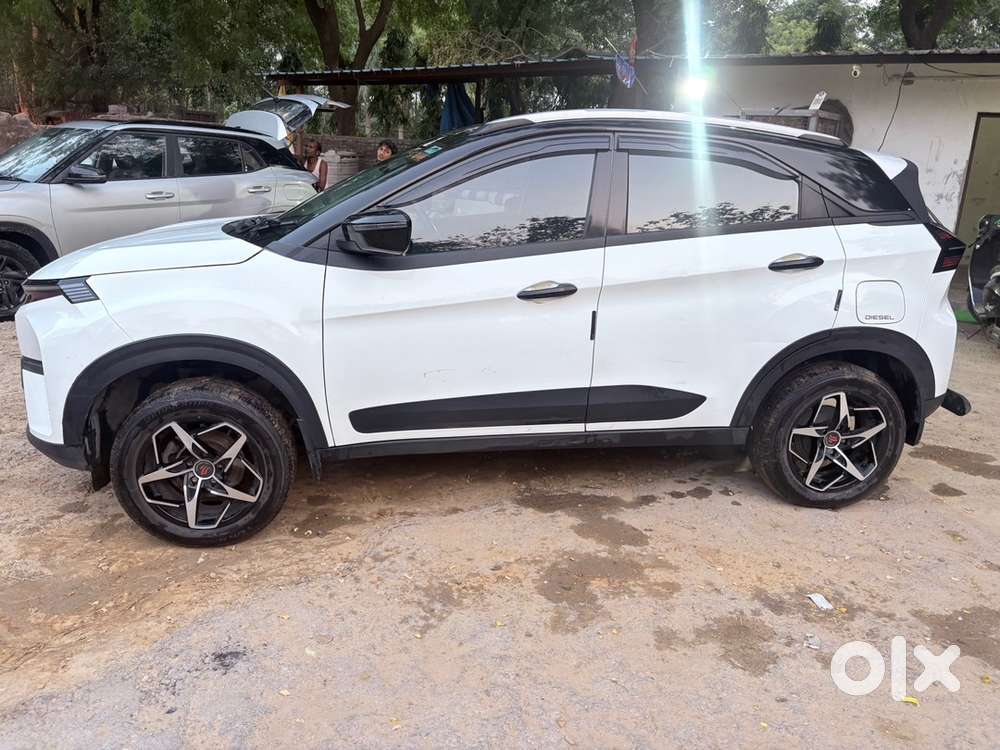 2025 Tata Nexon Smart+ Diesel For Sale