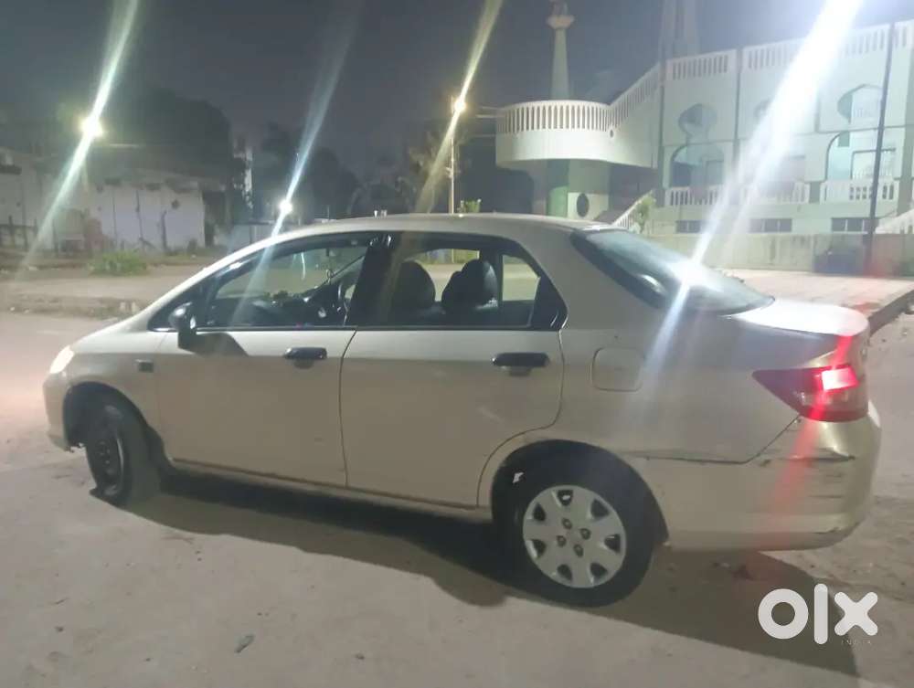 Honda City Zx 2004 Car Good And Neat Condition All Documents Updated L
