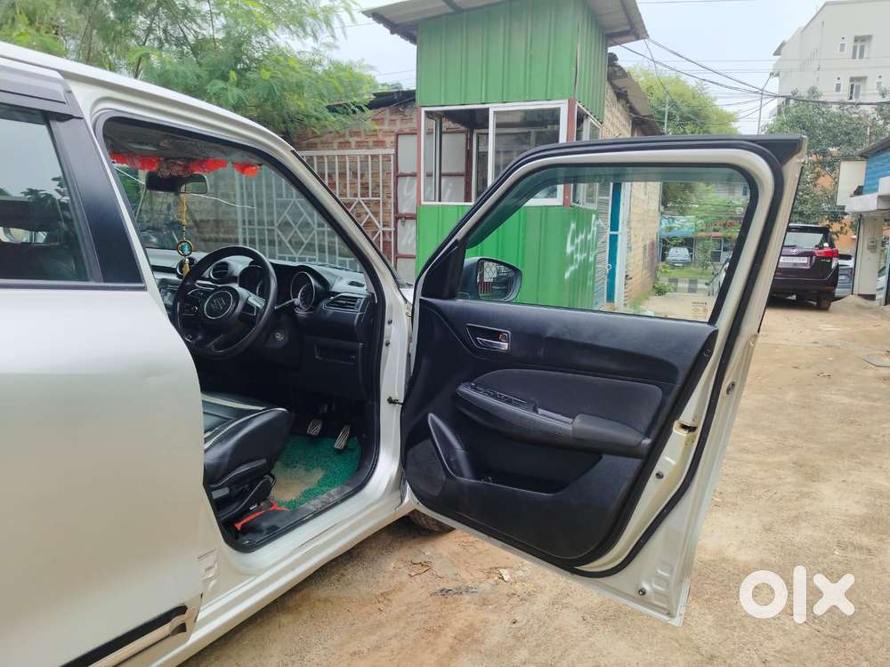 Maruti Suzuki Swift Vxi, 2019, Petrol