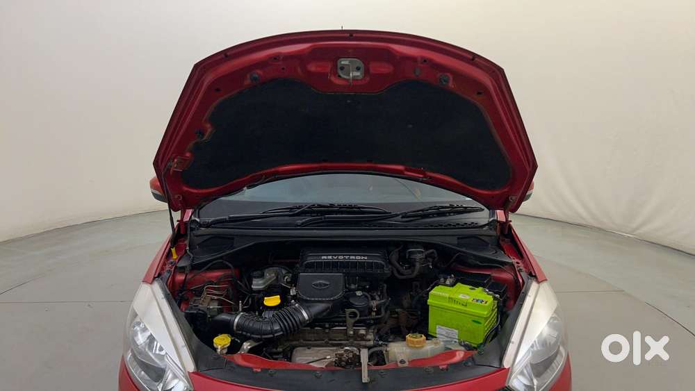Tata Tiago Xz, 2016, Petrol