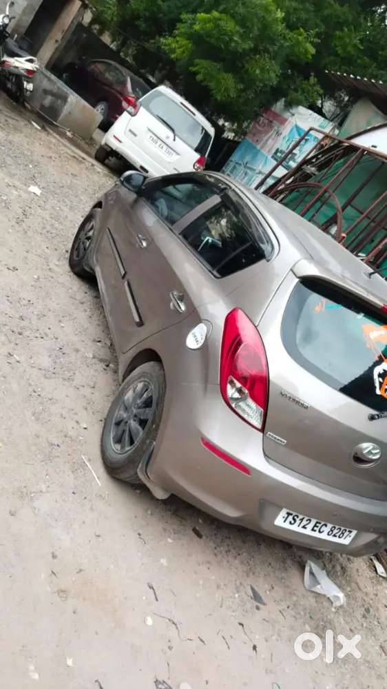 Urgent Sale Don't Car Spiny Persons And Cars24 Persons