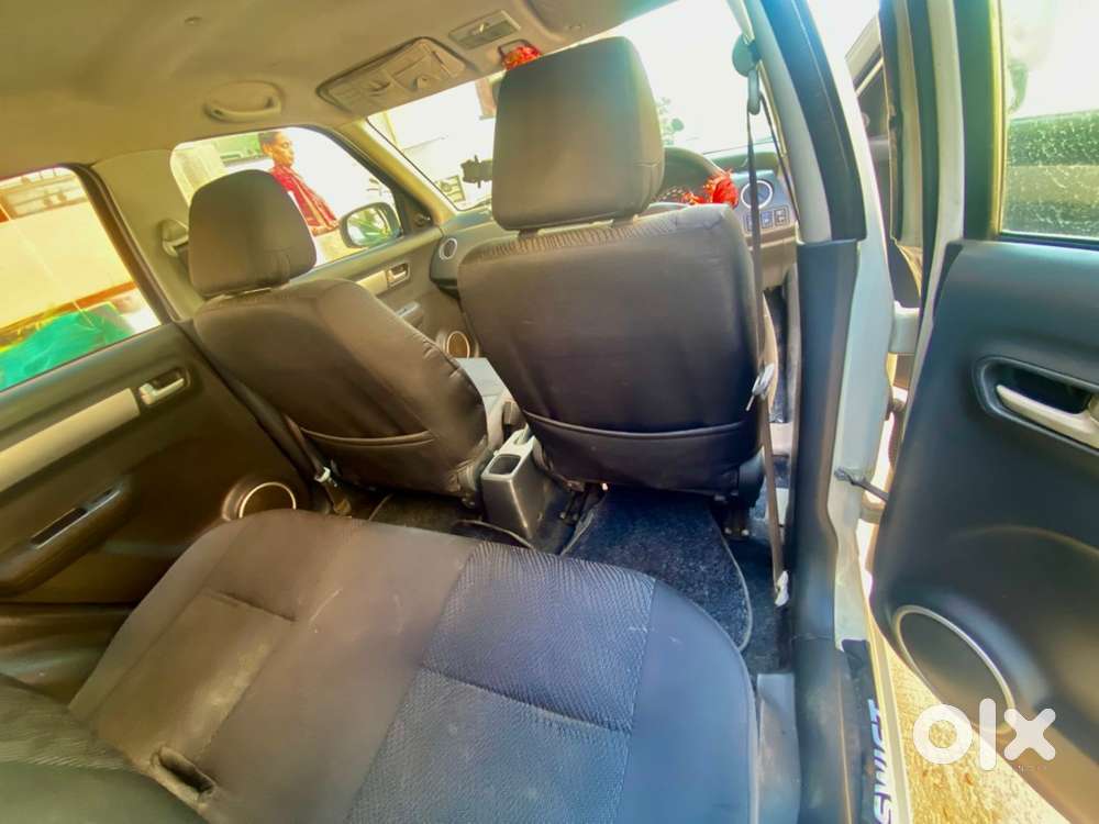 Maruti Suzuki Swift 2011 Cng & Hybrids Well Maintained Good Condition