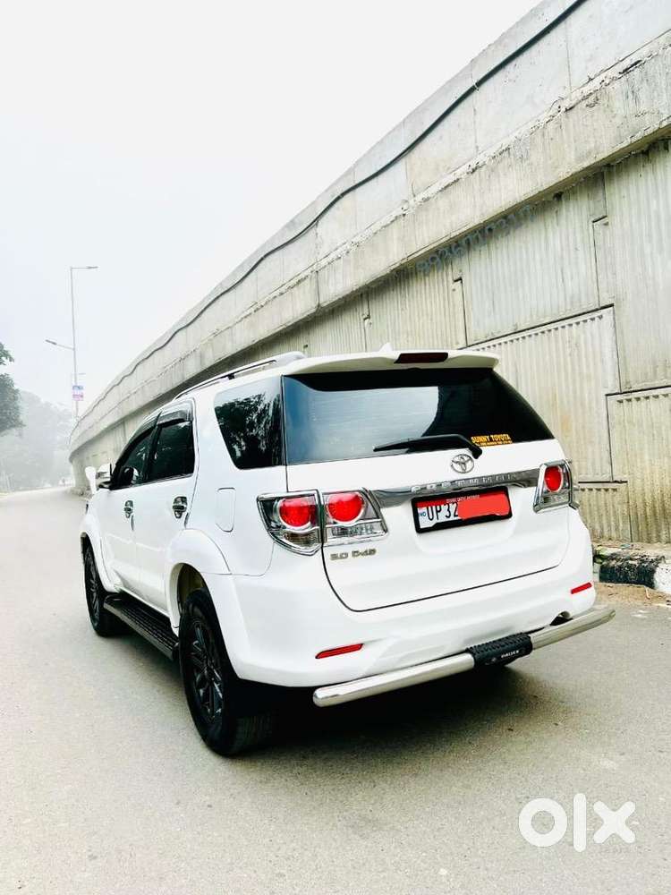 Toyota Fortuner Car New Condition Diesel 158000 Km Driven