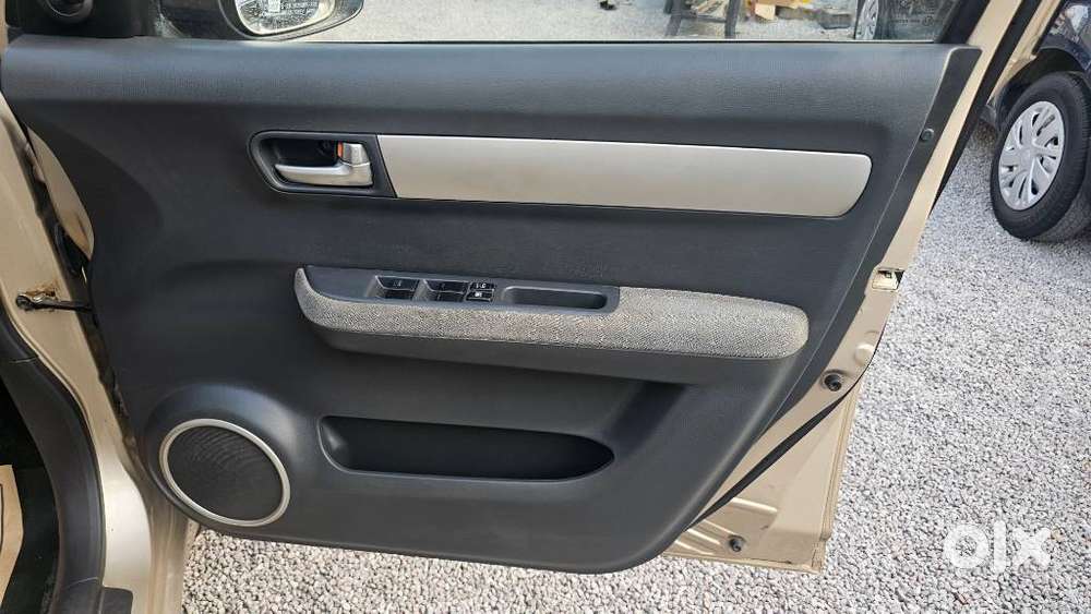 Maruti Suzuki Swift Dzire Vxi Optional, 2011, Petrol