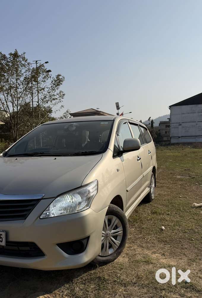 Toyota Innova 2.5 G (diesel) 7 Seater Bs Iv, 2015, Diesel