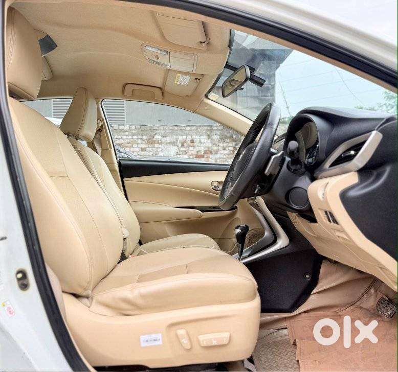 Toyota Yaris Vx Cvt, 2019, Petrol
