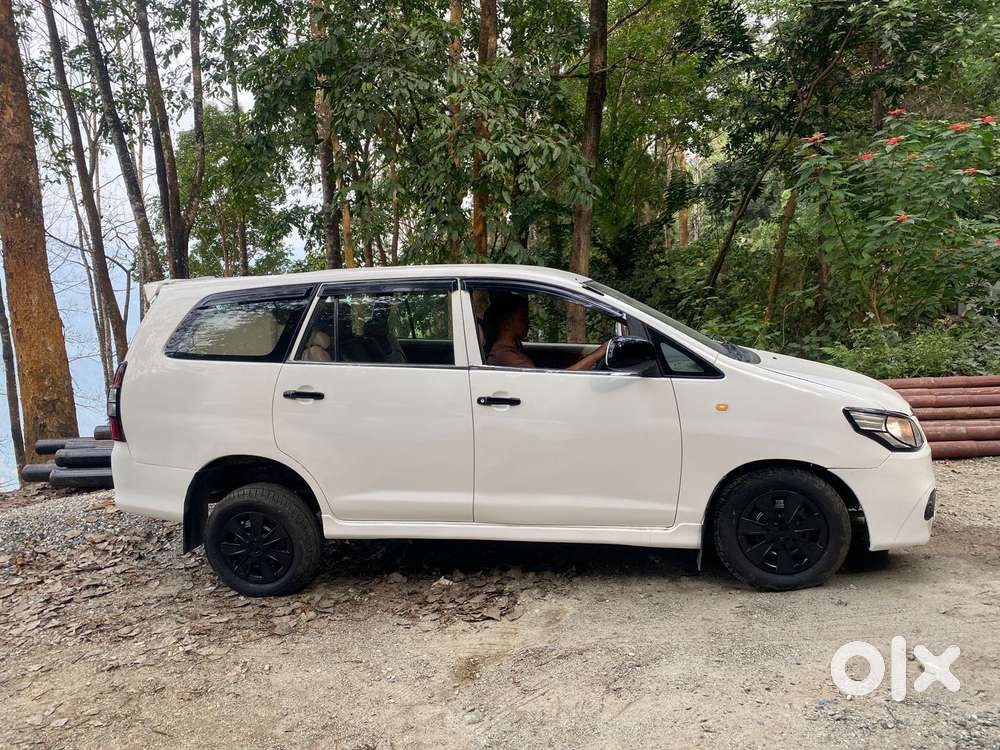 Toyota Innova 2012-2013 2.5 E Diesel Ms 7-seater, 2012, Diesel
