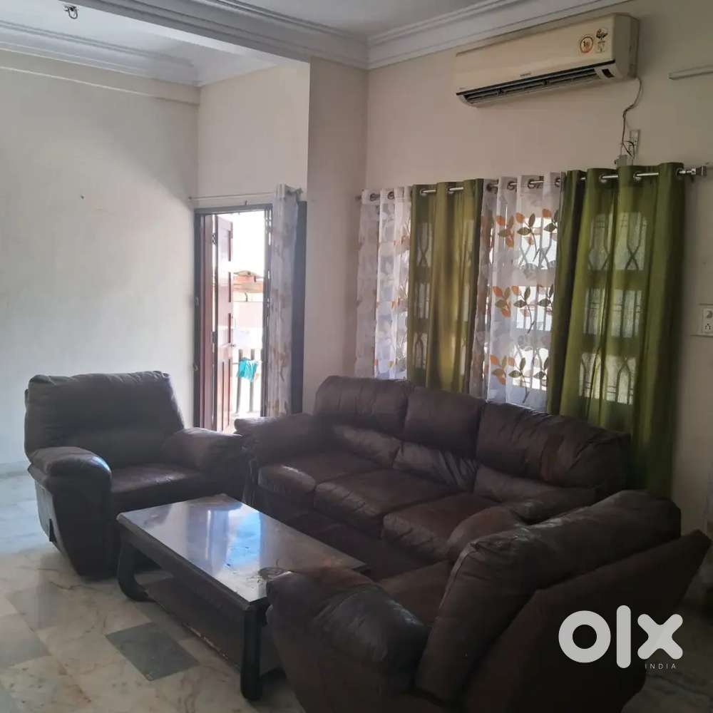 3 BHK Sami Furnished independent Bungalow On Rent At saket square Near