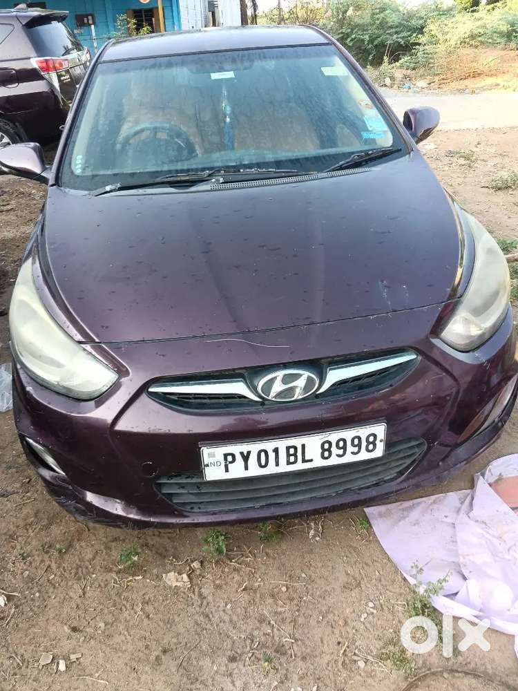 Hyundai Verna 2011