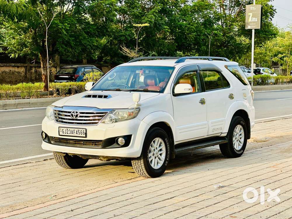 Toyota Fortuner 3.0 4x4 Manual, 2012, Diesel