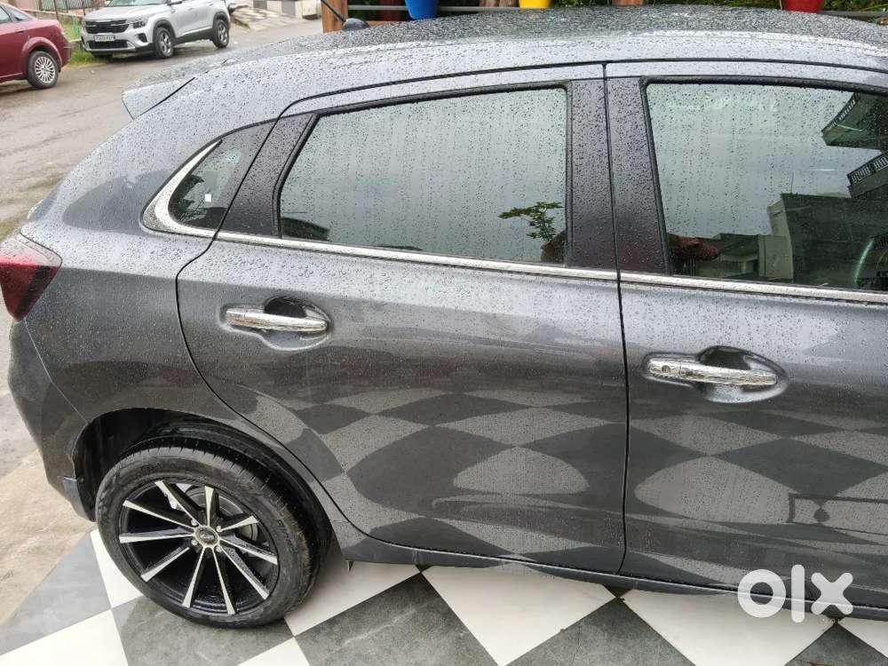 Well Maintaine Car Valid Insurance Agency  Record 80 Percent Tyre Life