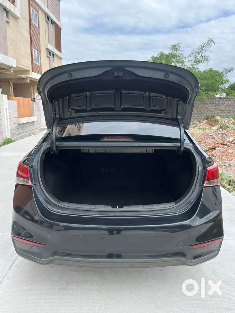 Hyundai Verna 1.6 Crdi At Sx, 2017, Diesel