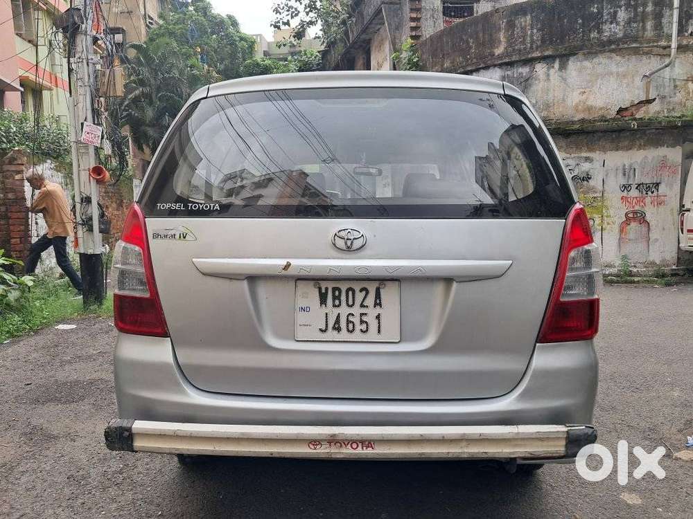 Toyota Innova 2.5 G (diesel) 8 Seater, 2016, Diesel