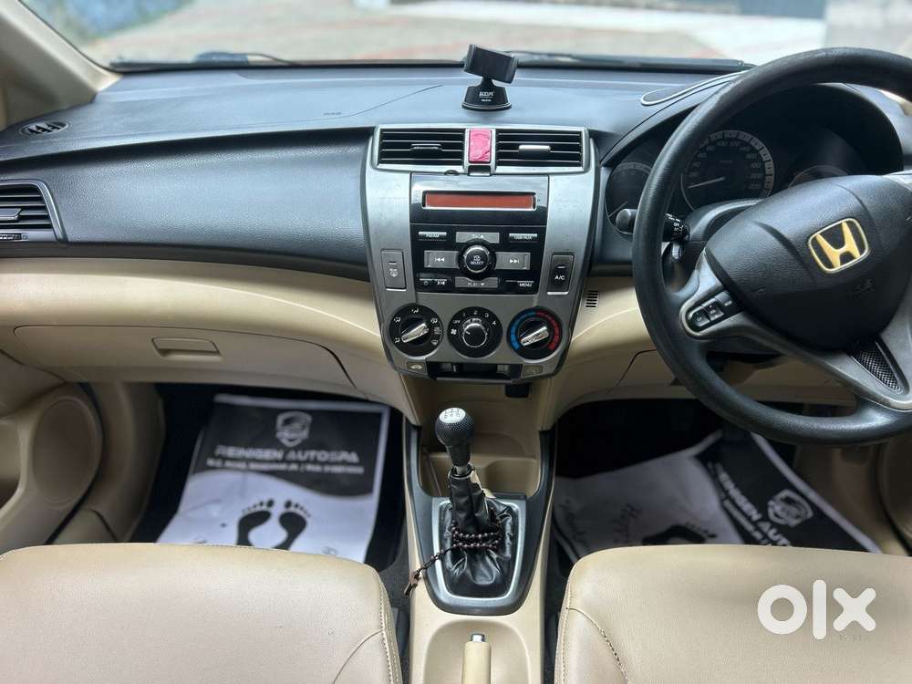 Honda City V Mt Exclusive, 2013, Petrol