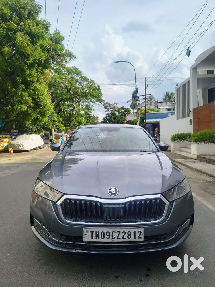 Skoda Octavia 2.0 L K Tsi At, 2022, Petrol
