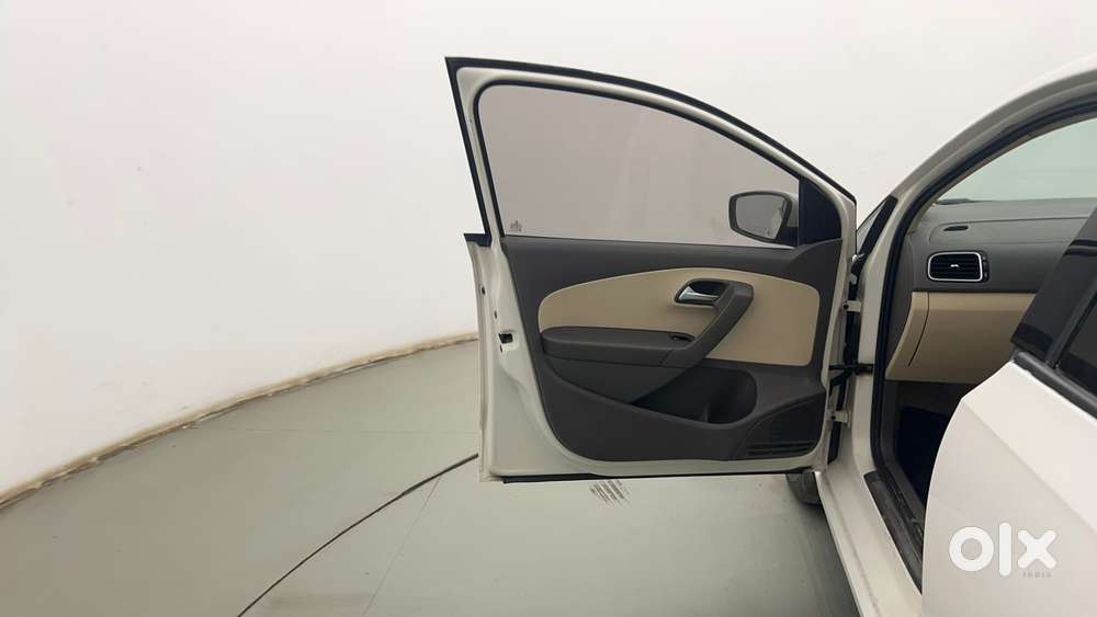 Volkswagen Vento Petrol Highline, 2013, Petrol