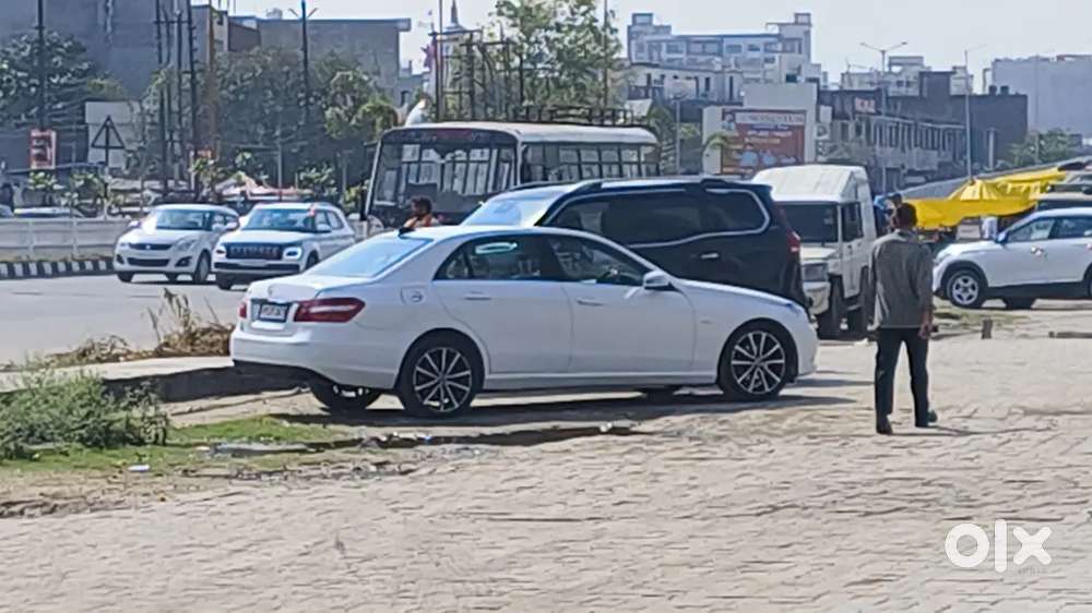 Mercedes-benz E-class 2010 Petrol 48000 Km Driven