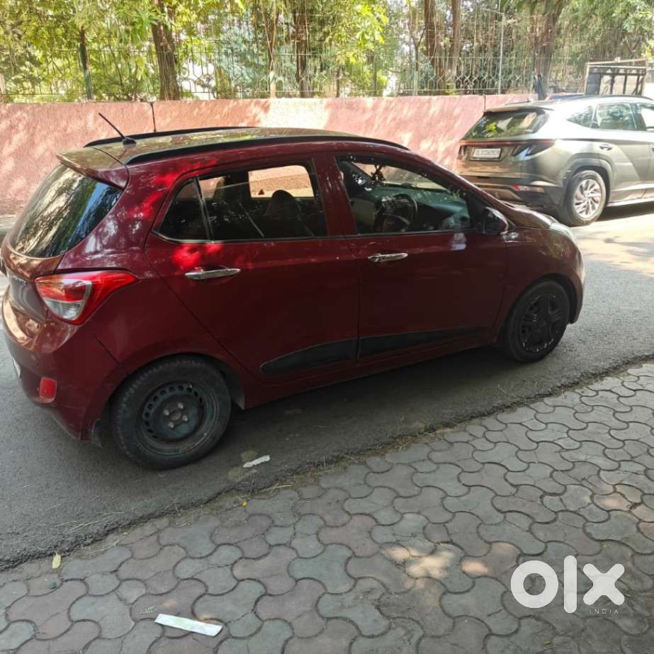 Hyundai Grand I10 Sportz 1.2 Kappa Vtvt, 2015, Cng & Hybrids