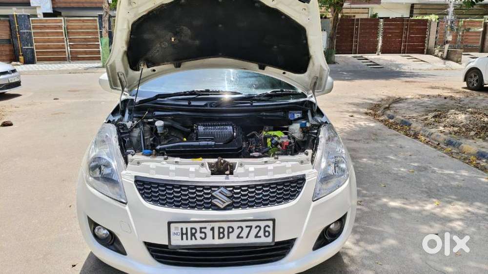 Maruti Suzuki Swift 1.2 Lxi (o), 2017, Cng & Hybrids