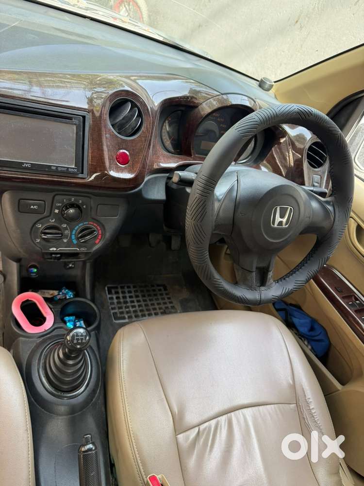 Honda Amaze Hybrid 2014