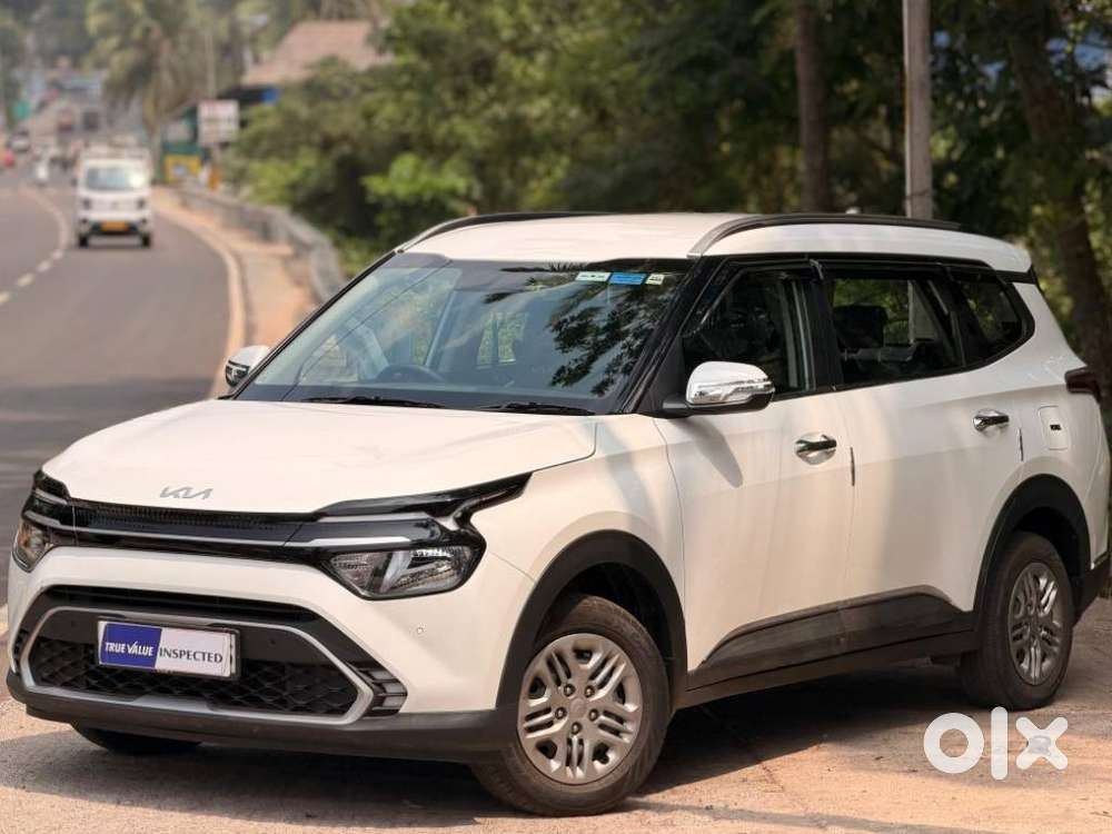 Kia Carens, 2022, Petrol