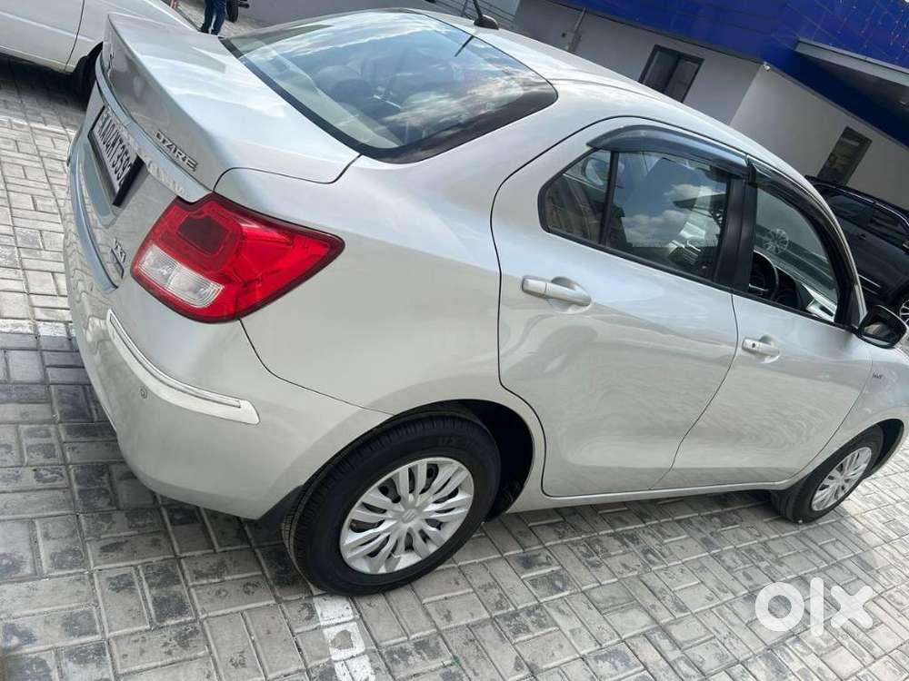 Maruti Suzuki Dzire 1.2 Vxi Amt, 2017, Petrol