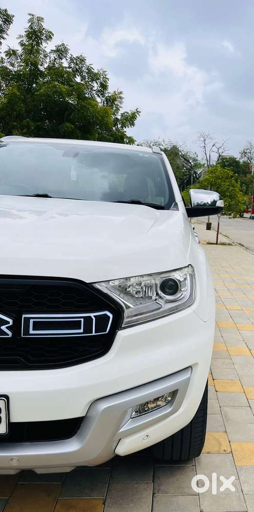 Ford Endeavour 3.2 Titanium At 4x4, 2017, Diesel