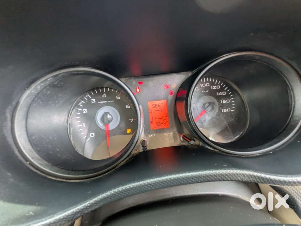 Mahindra Tuv 300 Mhawk100 T8, 2019, Diesel