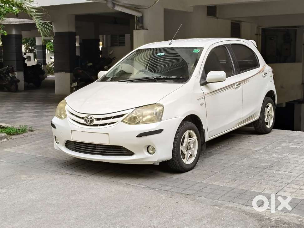 Toyota Etios Liva G Xclusive Edition, 2011, Petrol
