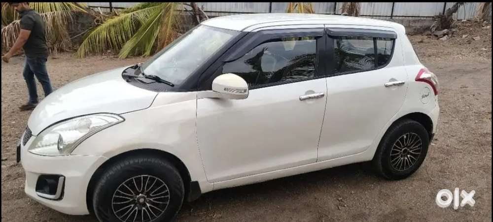 Maruti Suzuki Swift 2015 Petrol 80000 Km Driven
