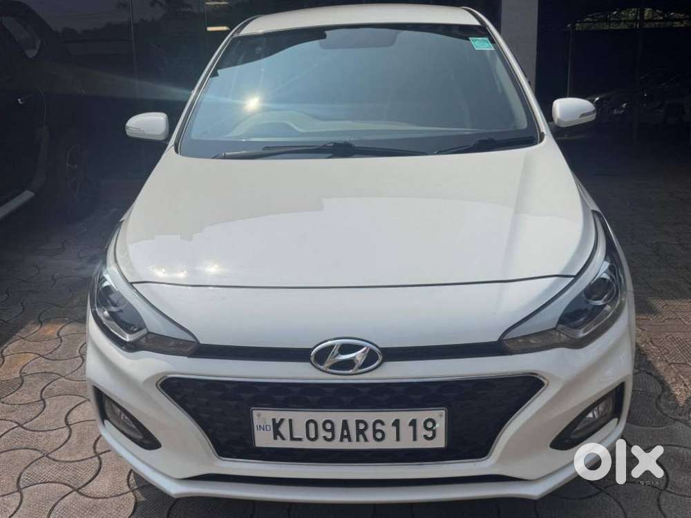 Hyundai Elite I20 1.2 Asta (o) Cvt, 2019, Petrol