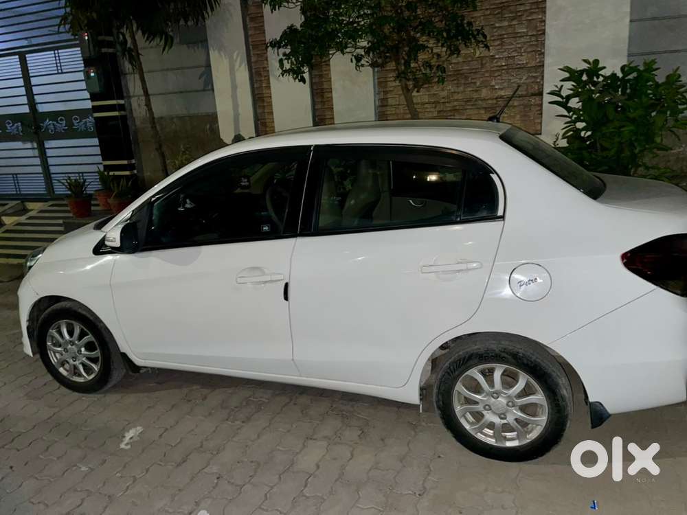 Honda Amaze Petrol 2014