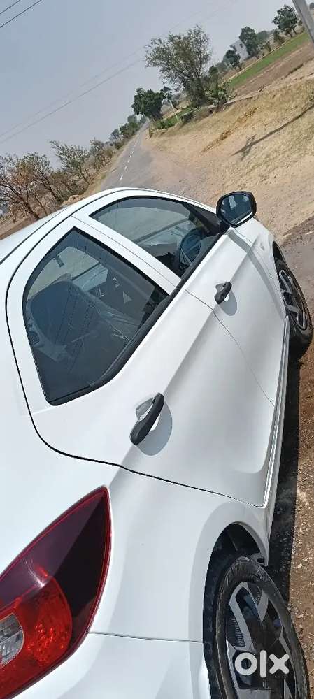 Tata Tiago Xm