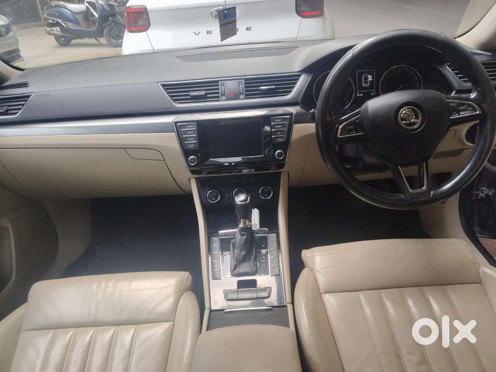 Skoda Superb Style 2.0 Tdi At, 2017, Diesel