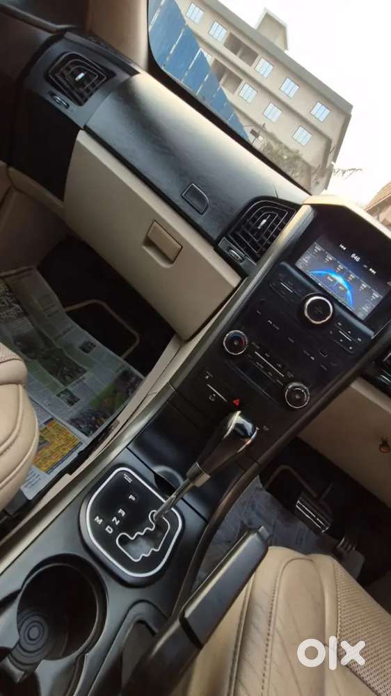 Mahindra Xuv500 2016 Automatic Top Model Diesel 118000 Km Driven