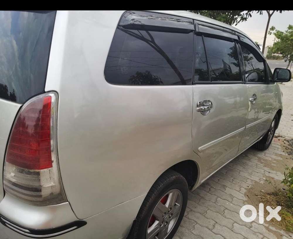 Toyota Innova 2.5 Vx 8 Str Bs-iii, 2009, Diesel