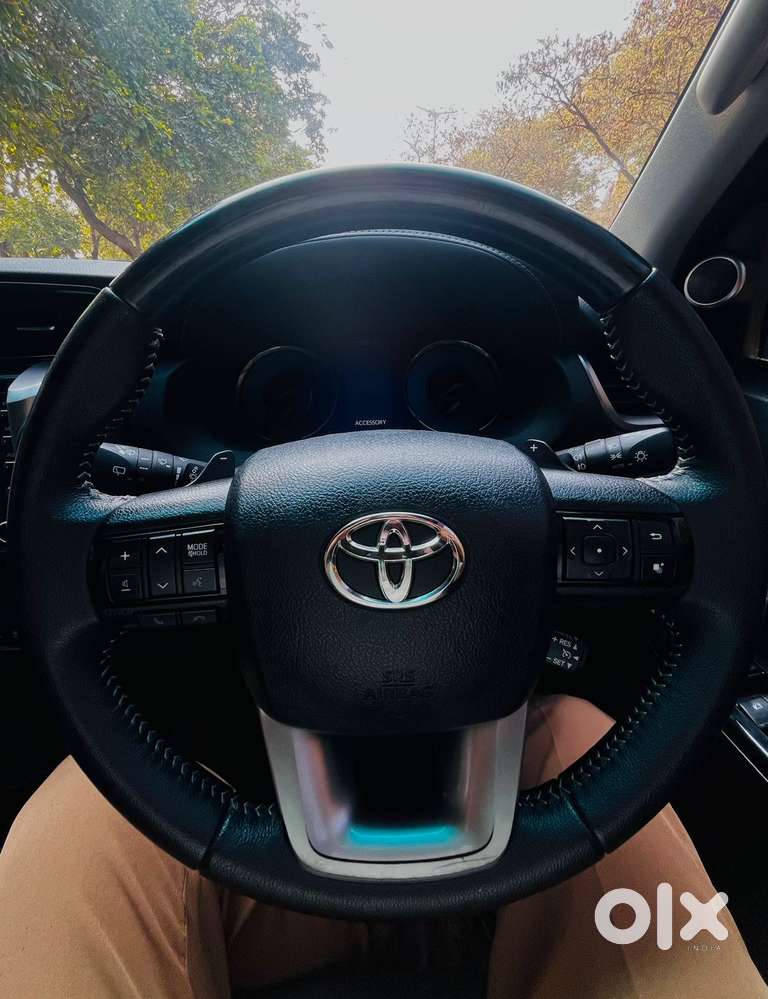 Toyota Fortuner 2011-2016 4x4 At, 2025, Petrol