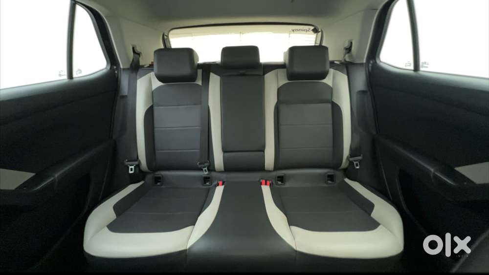 Volkswagen Taigun Topline 1.0 Tsi At (electric Seats), 2022, Petrol