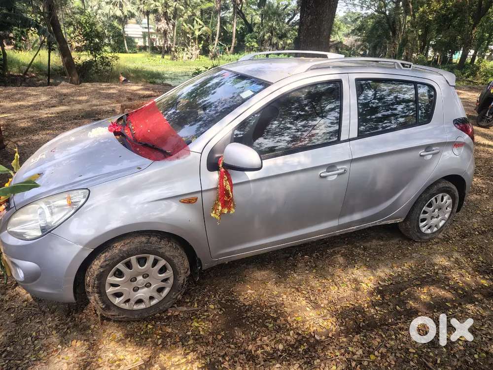 Hyundai I20 2009 Petrol,running 50k Km Rr-oct-2029,millage-19,