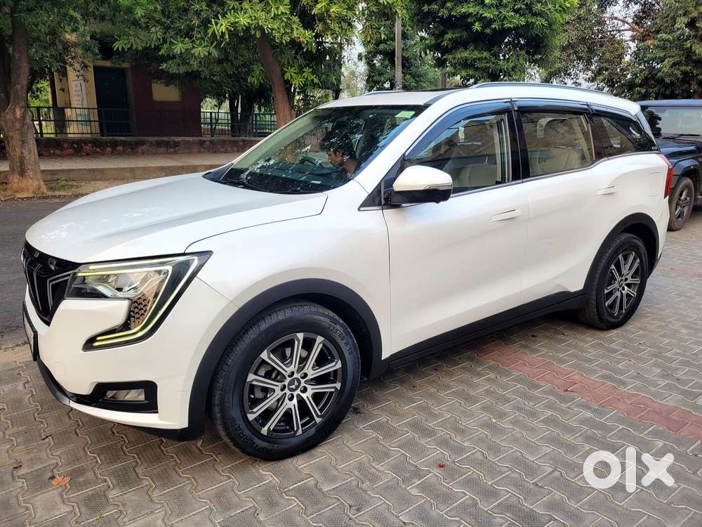 Mahindra Xuv700 2.2 Ax 7 Diesel At Luxury Pack Str, 2022, Diesel