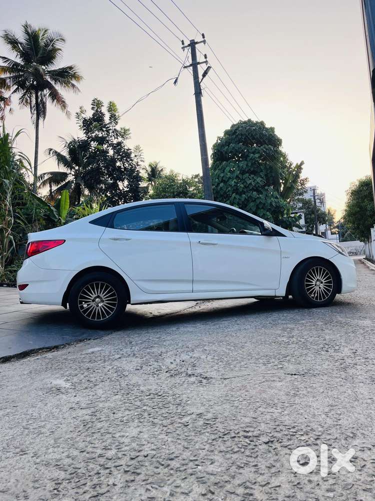 Hyundai Verna Crdi 1.6 Sx, 2011, Diesel