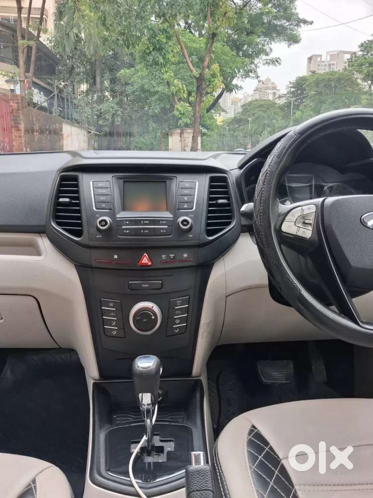 Mahindra Xuv300 1.2 W6 Amt Petrol, 2022, Petrol