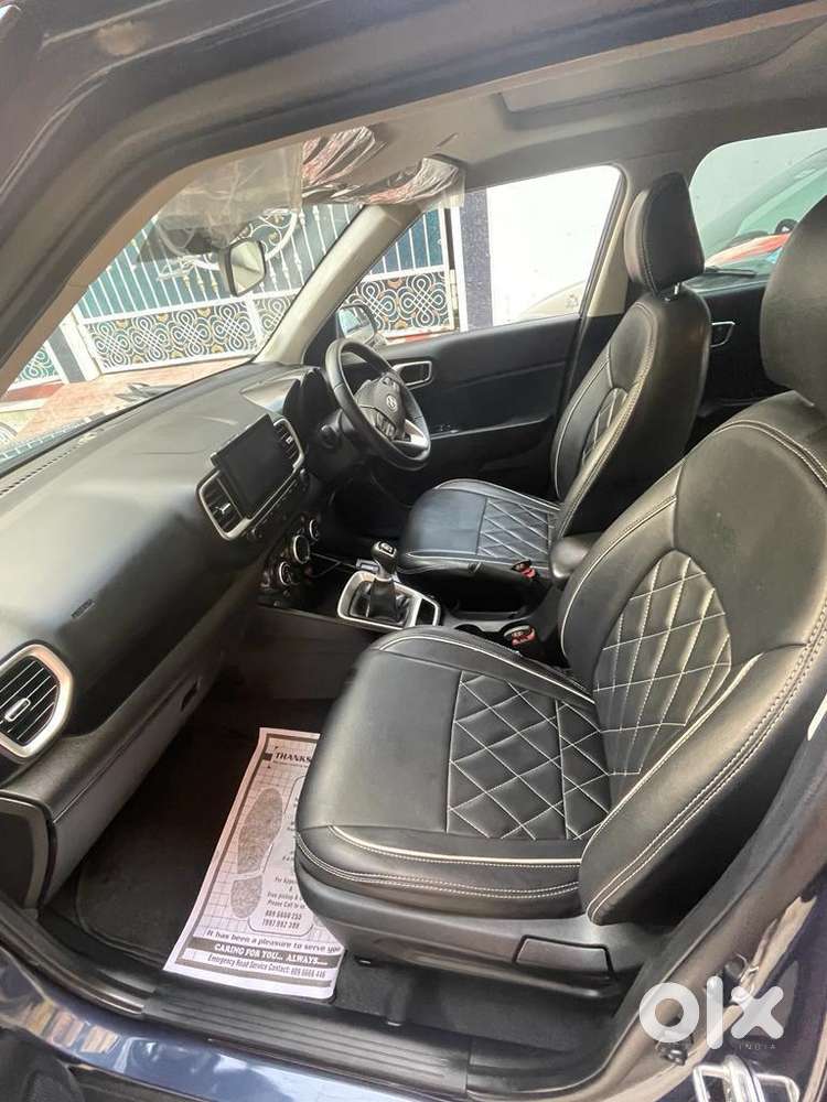 Hyundai Venue Manual - Less Driven.