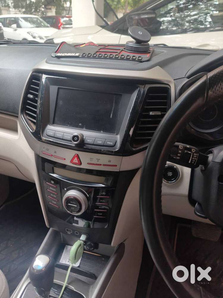 Sale Of Xuv3oo