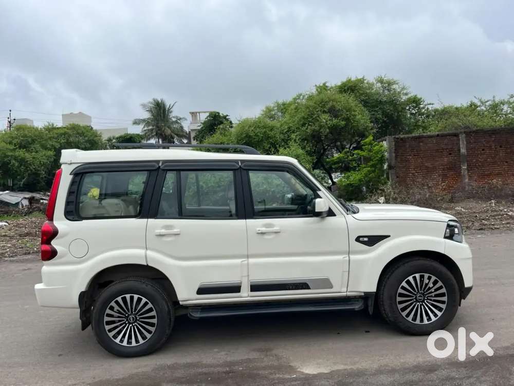 Mahindra Scorpio Classic 2024 Diesel 37000 Km Driven