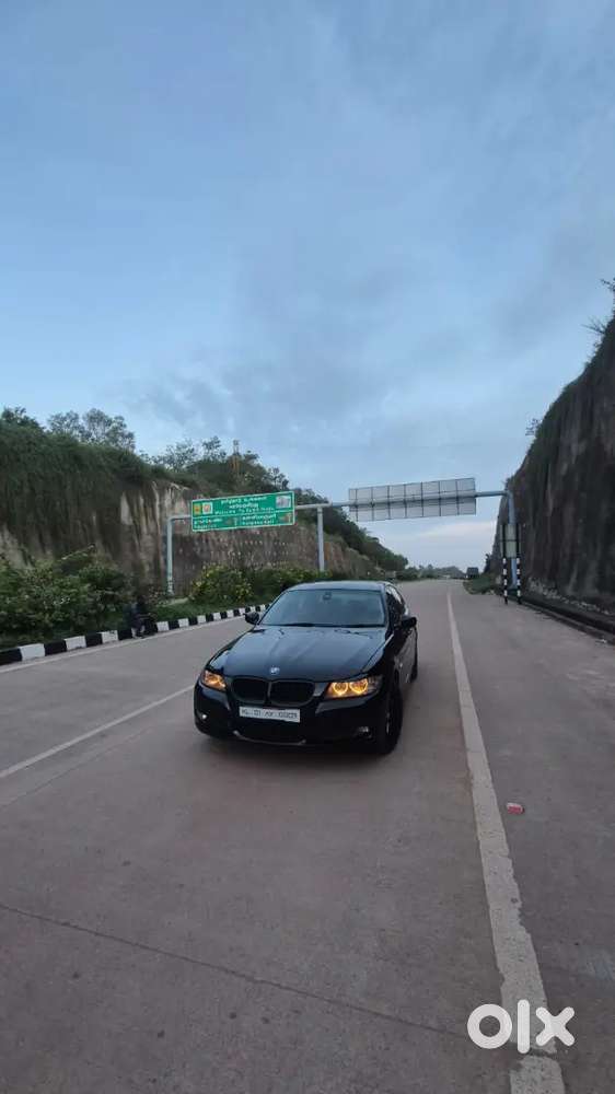 Bmw 3 Series 2010 Diesel Automatic Highline 650000₹ Only