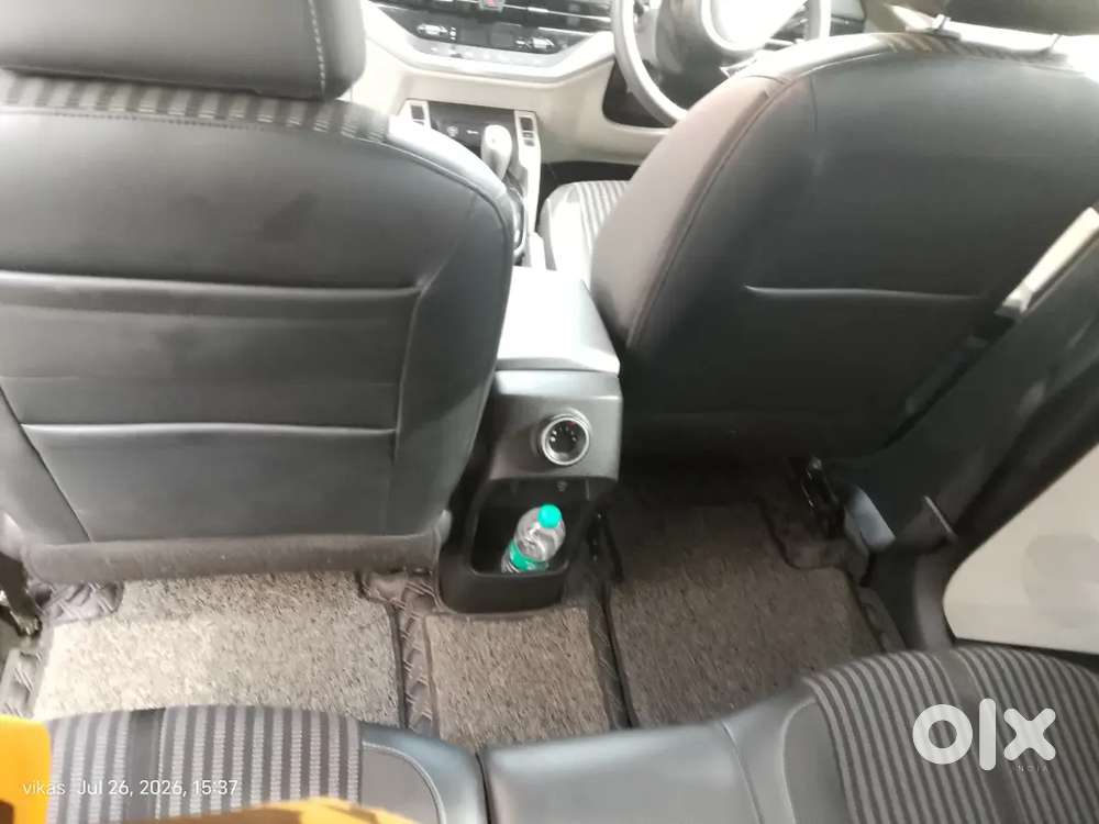 Kia Carens Premium 2024
