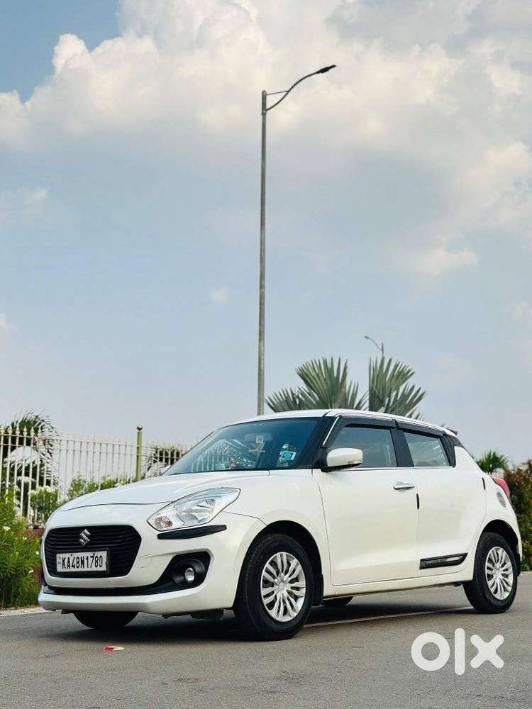 Maruti Suzuki Swift Vxi + Manual, 2021, Petrol