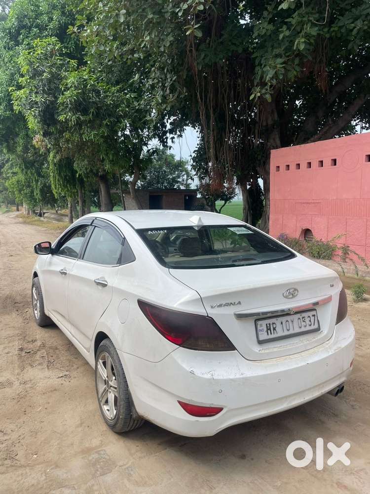 Hyundai Verna 2014 Diesel Manual